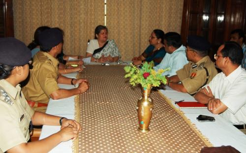 Hon’ble Chairperson visited Udaipur and met police officers