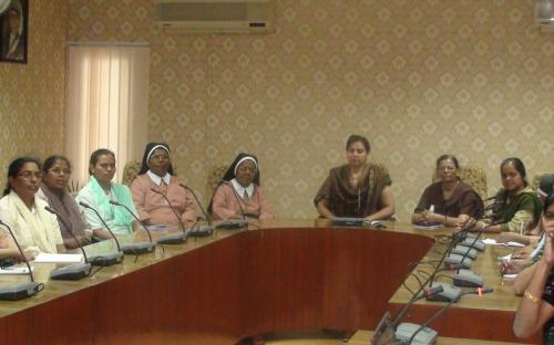 Hon’ble Chairperson Ms. Mamta Sharma interacts with a delegation from Nyaydarshan (Centre for Human Rights & Justice) Vadodara, Gujarat