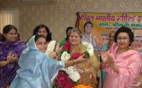 A group of women from Muraina, Madhya Pradesh visited the Commission and met Hon’ble Chairperson