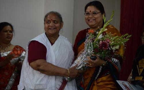 Ms Hemlata Kheria, Member, NCW chaired a programme organised by Lal Bahadur Shastri Bal Vatika School at Ghaziabad on the occasion of International Women’s Day