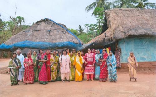 Ms. Ms Hemlata Kheria, Member, NCW accompanied by Ms. Mansi Pradhan, OYSS Women Founder visited different fishing villages of Satpada Block in Puri, Odisha